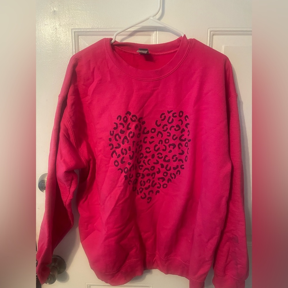sweatshirt